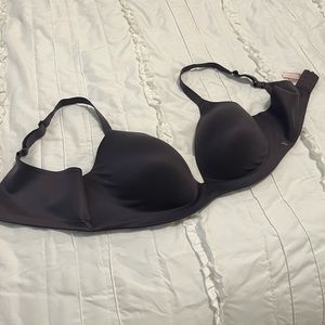 Victoria’s Secret Demi Bra size 38C like NEW
